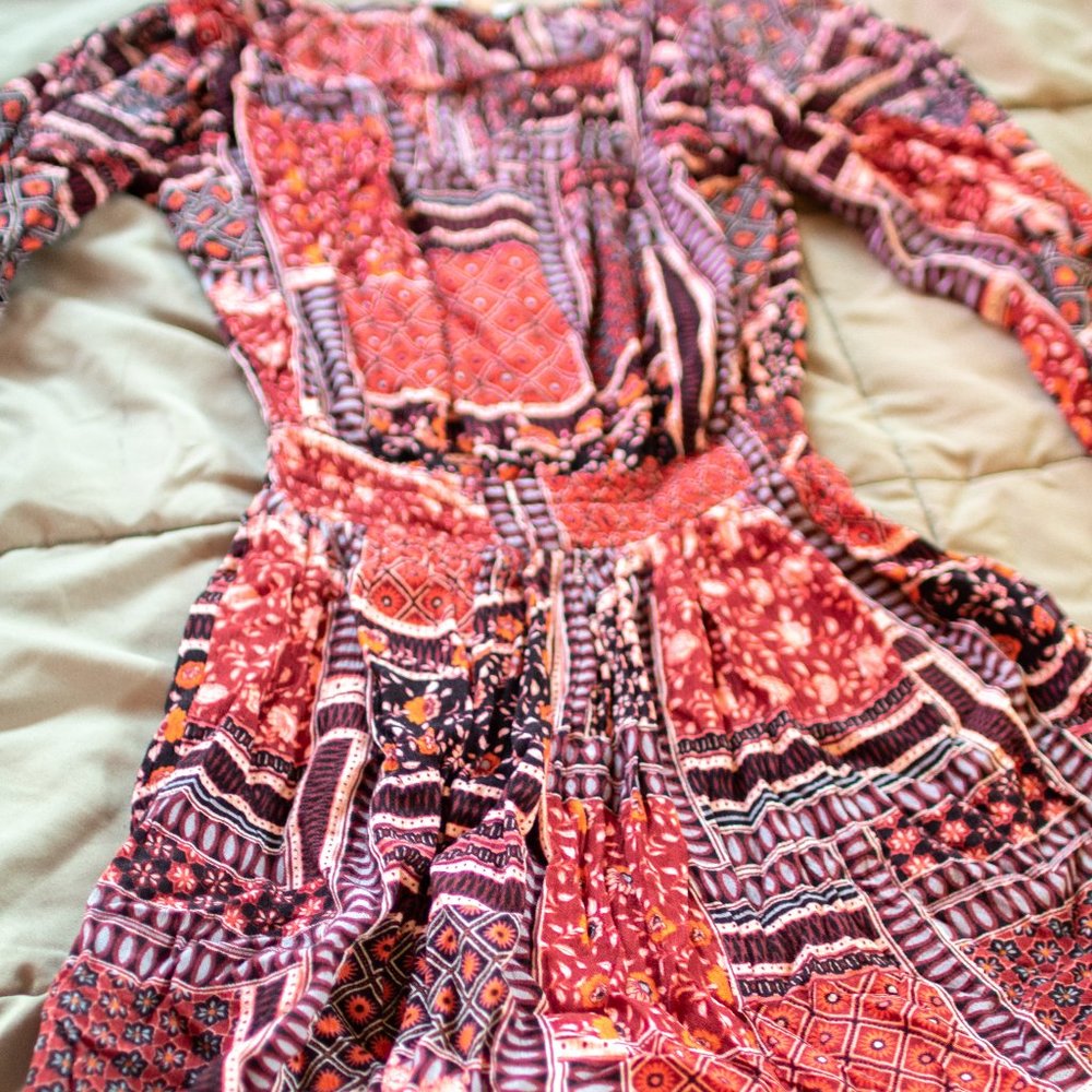 Beautiful fall sundress, open shoulders